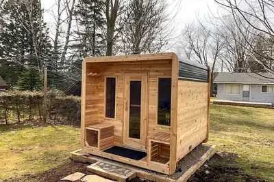 Image de Laugh, Lounge & Make Memories! *New Sauna*