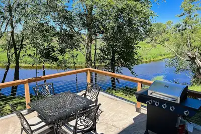 Image de Waterfront 2 Br Lower-level w\/ grill & kayaks