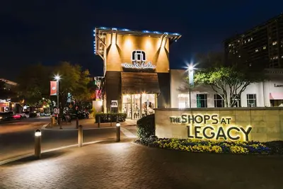 Clean and Comfy space at the shops at Legacy in Plano
