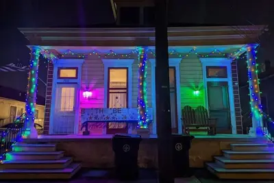 Image de Kitchen, Hot Tub, W/D Sleeps 4 in Bywater near Fq