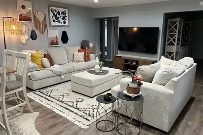 Cute, Cozy Desert Cottage