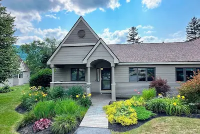 Image de F43 Bretton Woods single level home with Ac on golf course! Pool passes, cog discounts