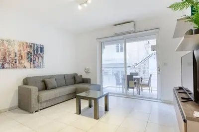 Image de Charming 3br Sliema Apt Steps from the promenade