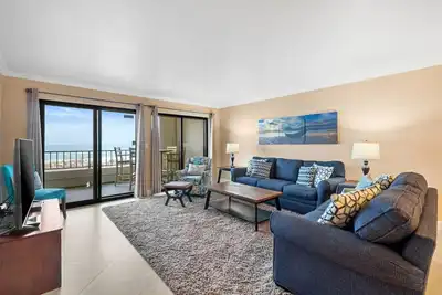 Image de Beach Front, “Surf Buggy” 210, Free Activities Included!