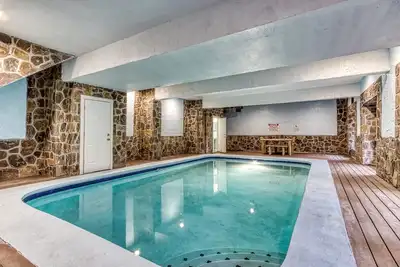 Image de Swimming Bear Lodge In Pigeon Forge!