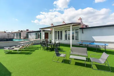 Image de Penthouse with garden and terrace Garibaldi square