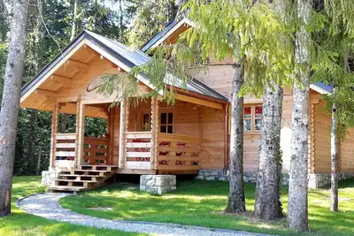 Image de Chalet L'Ubac, un petit coin  paradis entre le Lac d' Annecy et  ses Montagnes