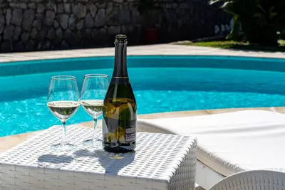 Image de Villa with swimming pool and garden