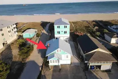 Image de Steps to the Beach, Ocean Views, Ocean front lot