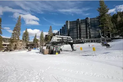 Image de Luxury 1bd Fireplace Suite in Palisades Lake Tahoe