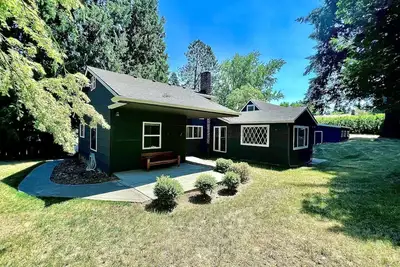 Image de Gem in Milwaukie 2 bedroom - 2 Bathroom - Huge yard