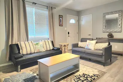 Image de Charming Cottage Close to Beach & City