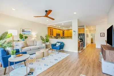 Image de Tranquil condo with pools, hot tub, jetted tub, grill & board games - near beach