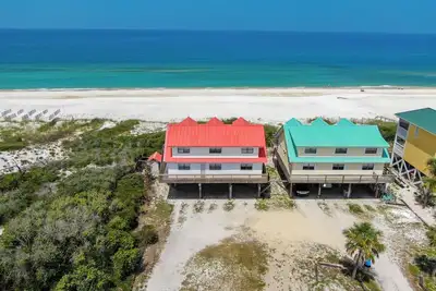 Image de Affordable Gulf Front Triplex