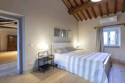 Image de Renovated & Relaxing Historical Cortona Farmhouse
