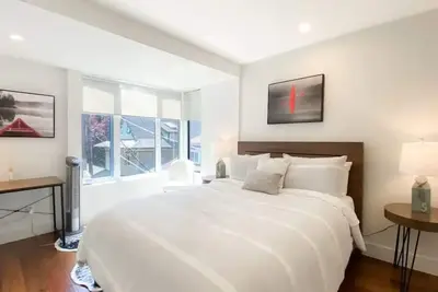Image de Luxury West End Th • Private Rooftop • Ac • Parkin