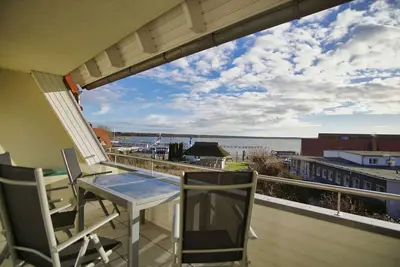 Image de Apartment near the harbor with balcony and sea view - Hafenhäuser Breege FeWo 11 -