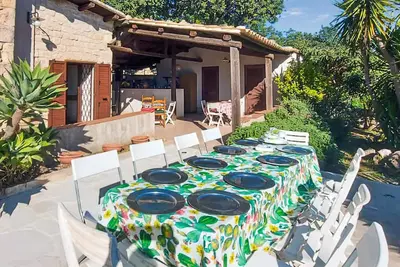 Image de Superbe maison à Modica avec sauna