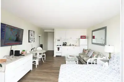 Image de 16 Guests, 4 X ❤️Awesome Studios❤️, Free Parking, 5min To Ocean