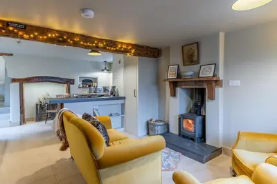 Image de Cotswold Way Cottage, Rodborough - sleeps 4 guests  in 2 bedrooms