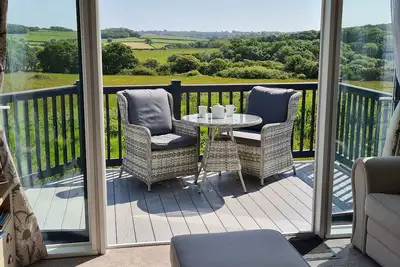 Image de Vendee Lodge, pet friendly, with a garden in Cowes