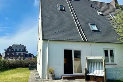 Image de This semi-detached house offers space for a large family of up to 7 people.