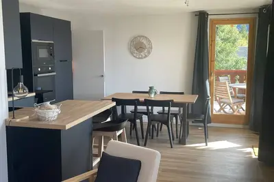 Image de Appartement de charme 4 pièces, 8 pers, balcon, proche pistes et centre, Vallandry