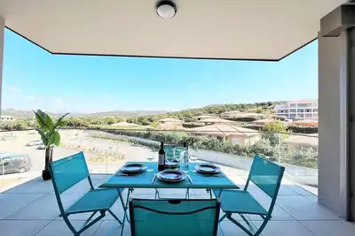 Image de Appartement lumineux avec terrasse, Ă 650m de la plage d'Agosta, parking inclus