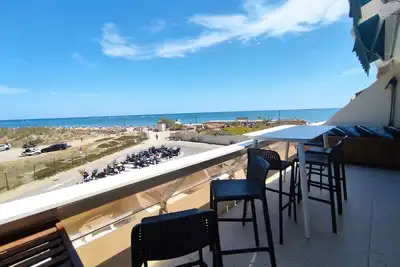 Image de Studio rénové climatisé, 2/4 pers, terrasse, parking, Cap d'Agde