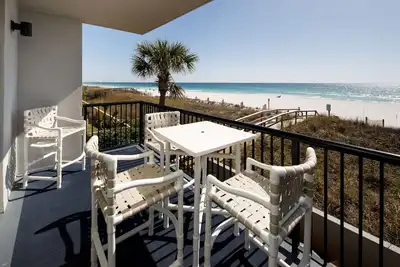 Image de Sb 102: Mystic tides - Come stay at this elite Modern unit! !