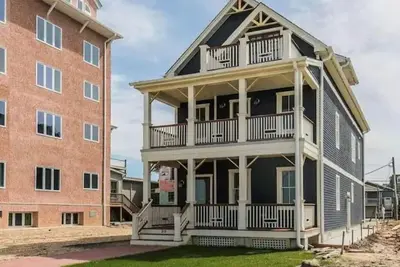 Image de Luxury Ocean Grove & Asbury Park Waterfront Gem! !