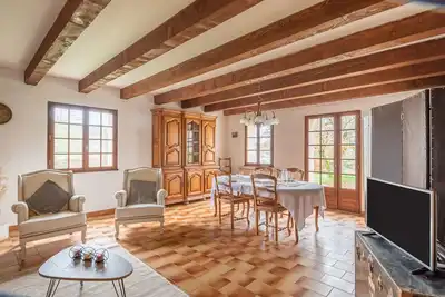 Image de L'Espedes - Trois Chambres Maison, Couchages 8