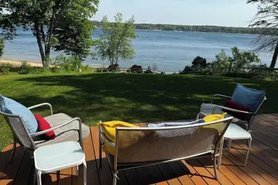 Image de Remodeled Lake House Featuring Sauna, Sleeps 12