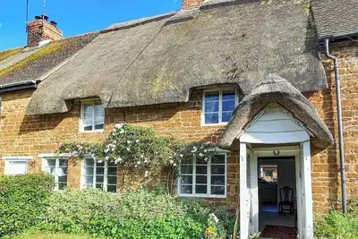 Image de 3 chambres à coucher à Oxhill