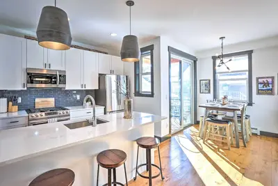Image de Modern Mountain Getaway, Walk to Grand Lake!