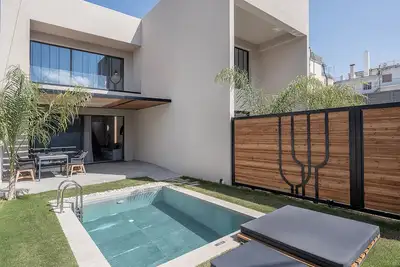 Image de Urban Oasis - Walking distance to the Old Town, the beach and all kind of shops!