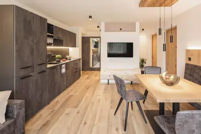 Image de Appartement \"Silva Timeout\" avec vue sur les montagnes, terrasse privée et Wi-Fi.