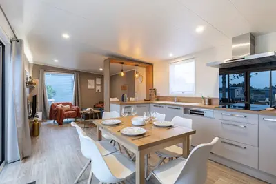 Image de Chalet pour 6 - Domaine avec piscine chauffée