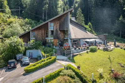 Image de Appartement \"Gîte Le Jorat - Studio\" avec vue sur les montagnes et Wi-Fi