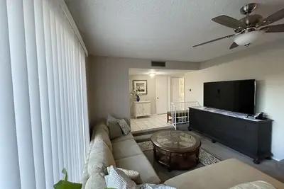 Clean, crisp space close to Superbowl