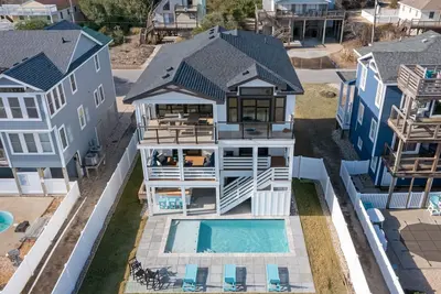 Image de Bourbon Beach House: Pool/Hot Tub, Gourmet Kitchen