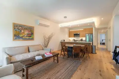 Image de Park Place Iv by RoveTravel | Gramercy 3br Haven