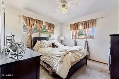 Biltmore-Area Super Bowl Retreat! !