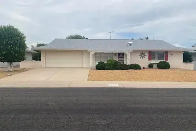 Image de Home near SuperBowl and golf courses