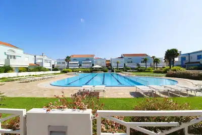 Image de [Residence Antenore] Pool + Free Parking