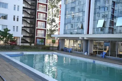 Image de Lux. Suites Race Course Yellow Studio Apartment