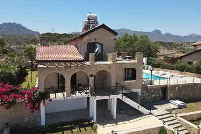 Image de 3 bedroomed villa, private swimming pool and amazing mountain & beach views