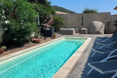 Image de Villa avec piscine