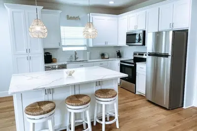 Image de *Brand New* Luxury Beach Cottage in Port Bolivar! Short Walk to the Beach!