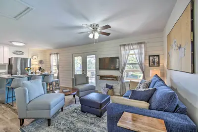 Image de Waterfront Bay St Louis Oasis w/ Deck & Dock!